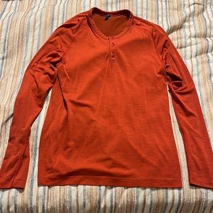 Lululemon Long Sleeve Performance Henley (Medium)